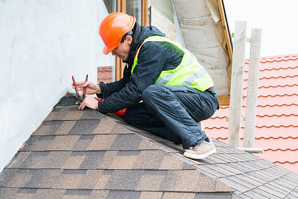Best Best Roofing Contractors  in Center Line, MI